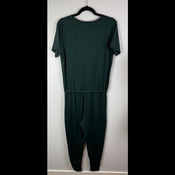 Senita Weekend Jumpsuit Green Size Large Athletic - Picture 8 of 9